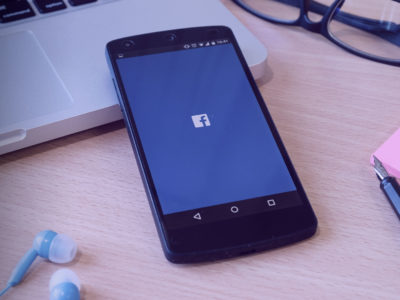 Facebook remove a função de 20% de texto nas imagens para Anunciar